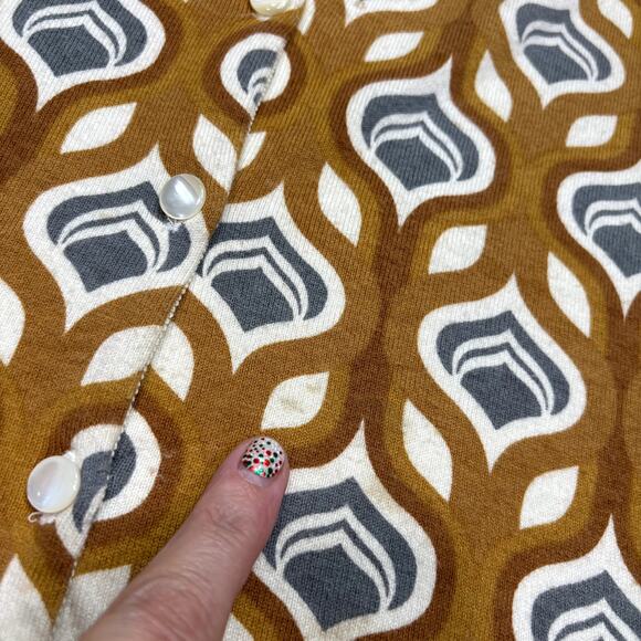 J McLaughlin Size M Cardigan Sweater Retro Print Lightweight Soft Modal Blend - Picture 11 of 15